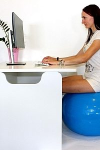 ergoway võimlemispall fitnesspall ergonoomika ergonoom eurerg töö tervis golf istumine