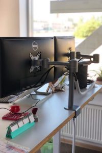 monitorihoidjad ergonoomiline
